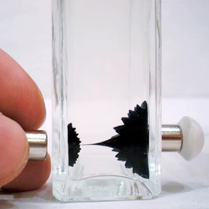 Ferrofluid Magnetic Liquid Display Stress Relief Toys Science Decompression!!!!!