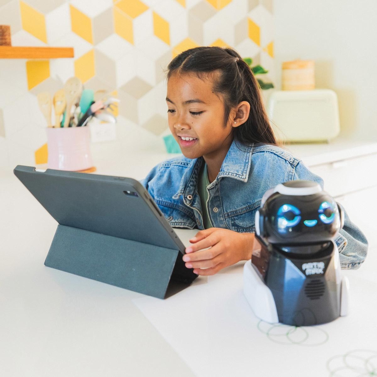 Learning Resources Artie Max The Coding Robot