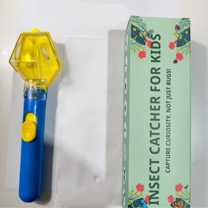 Bug Catcher for Kids, Portable Spider Catcher with 6X Magnifier Glass