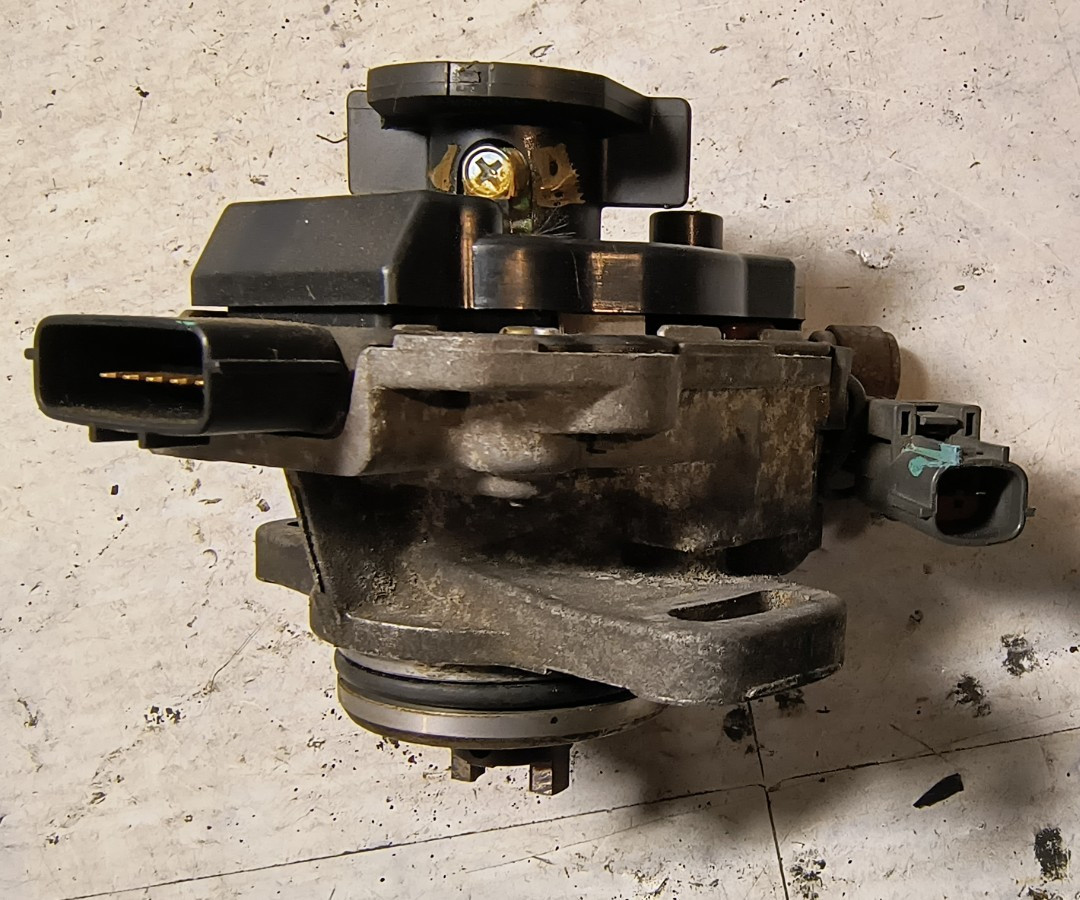 D4T92-01 OEM GENUINE Distributor Nissan GA16DE Sentra B13 B14 1.6L 95 1996 1997