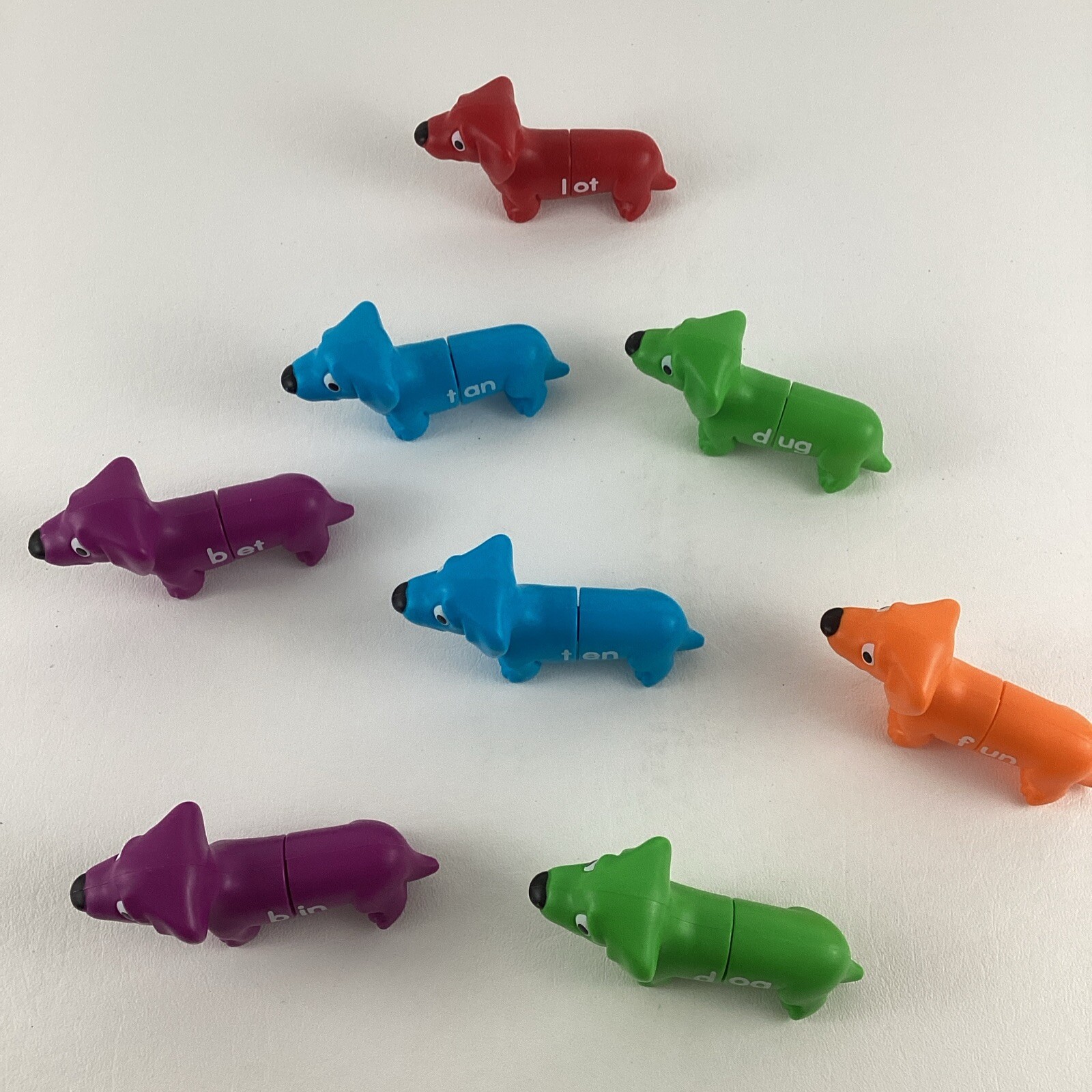 Learning Resources Snap N Learn Rhyming Pups Vocabulary Weiner Dog Pop Apart Toy