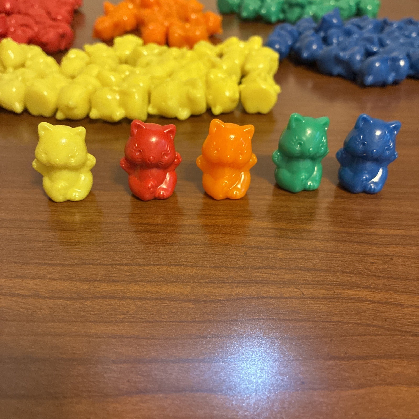 Rainbow Counting Sorting Colors Plastic Cats 113pc