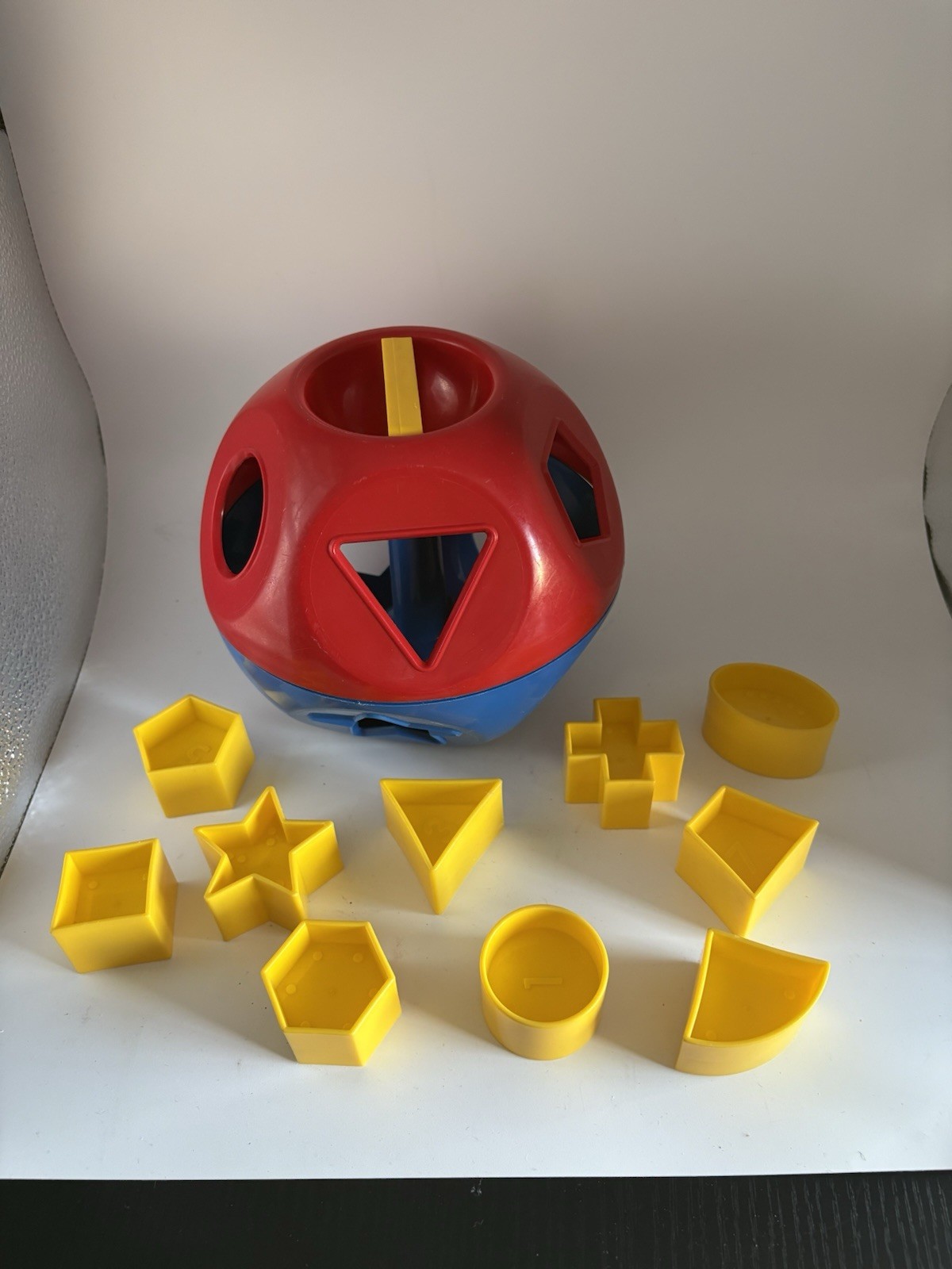 Tupperware Shape O Ball Sorter Red Blue with Complete Set of 10 Shapes
