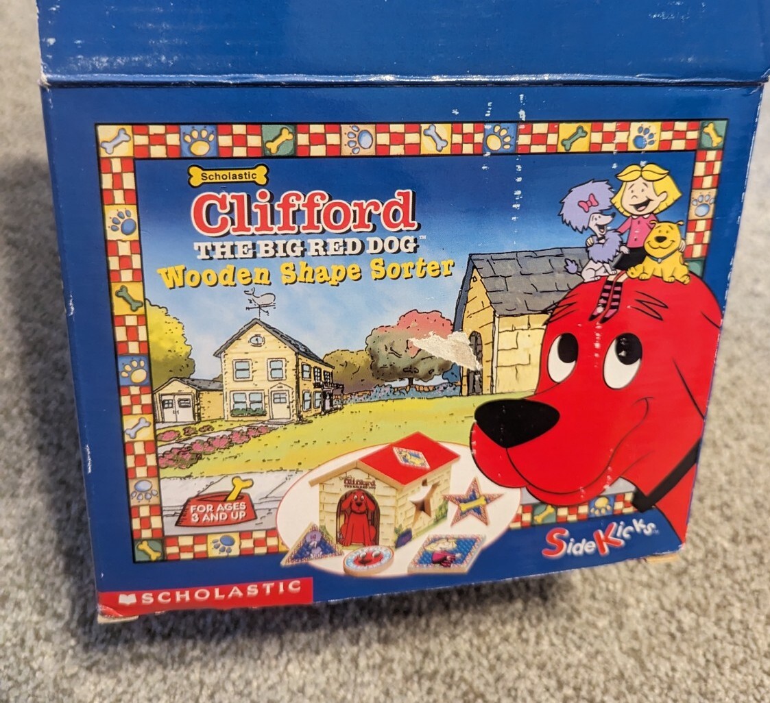 Scholastic Clifford the Big Red Dog Wooden Shape Sorter Toy Game NEW NIB