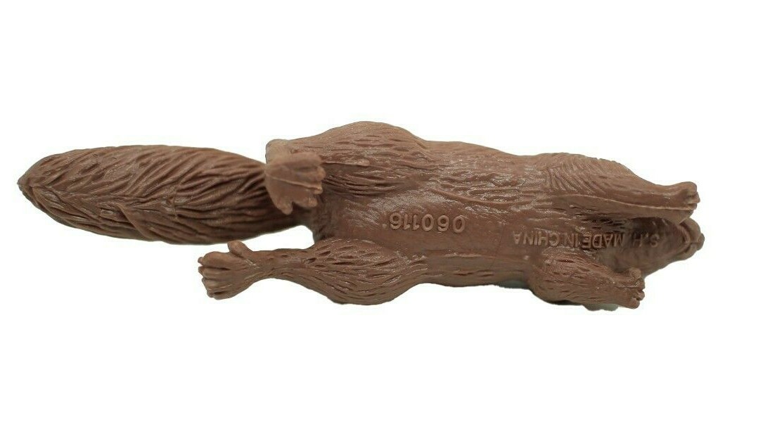 Squirrel, Very Nice Plastic Animal, Realistic Figure, Lifelike Model 3″ F1016