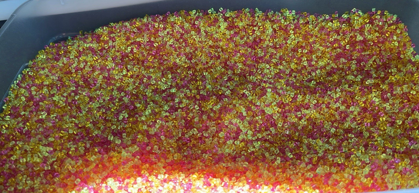 Lakeshore Learning Sensory Beads For Sensory Bin Or Light Table