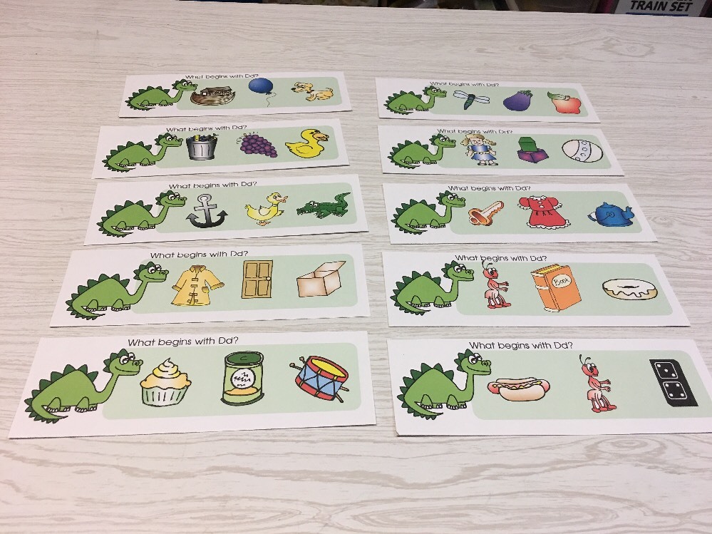 Phonics Dd – What Begins With Dd – Laminated Activity Set – Teaching Supplies